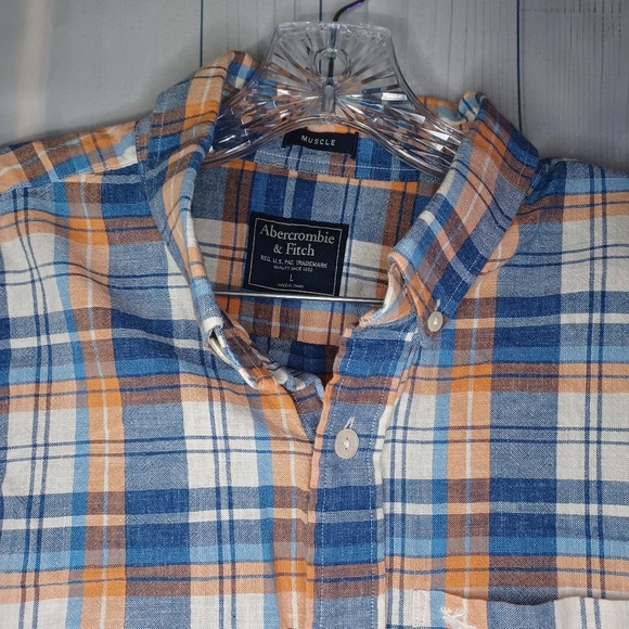 Abercrombie & Fitch muscle plaid button down shirt - Picture 3 of 9
